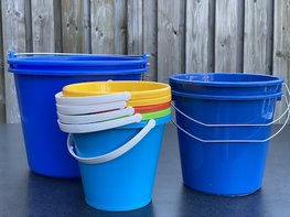 Waterspelletjes Emmer Pakket (set van 9 emmers)